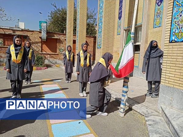 المپیاد ورزشی درون مدرسه ای در دبیرستان دخترانه ۱۳ آبان