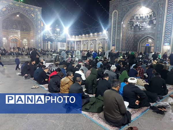 احیای شب بیست و یکم ماه رمضان در حرم حضرت معصومه(س)