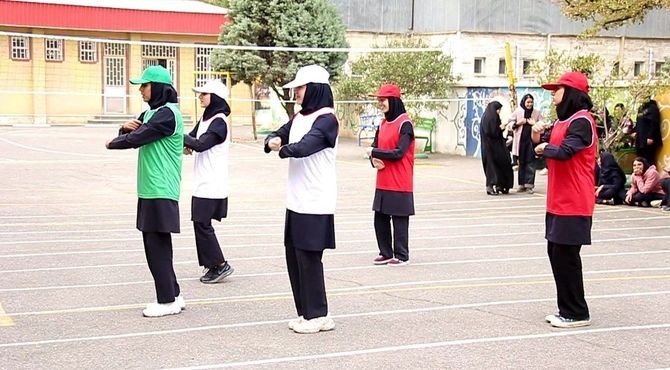 موجی از نشاط در ویژه‌برنامه هفته بهداشت روان دبیرستان فرزانگان ناحیه ۲ تبریز