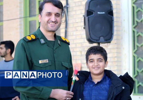 اجرای پویش من‌ و بابام در خاتم 