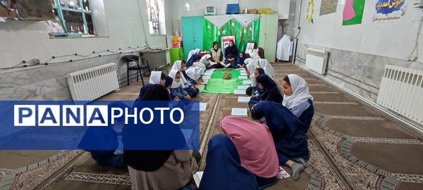 محفل انس با قرآن در ماه مبارک رمضان در مدرسه شهید خاقانی شیروان