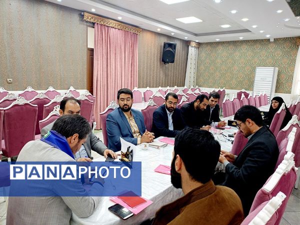 نشست هم‌اندیشی معاونان پرورشی و تربیت‌بدنی نواحی و مناطق استان خراسان رضوی