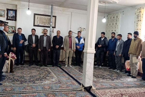 تجلیل باشکوه از مقام شهید علی رازانی
