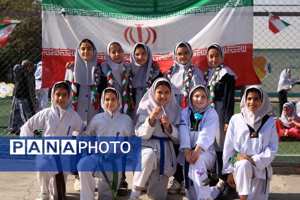 برگزاری المپیاد ورزشی درون مدرسه‌ای در بهارستان‌دو