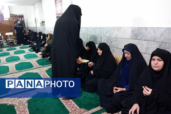 مراسم ایام فاطمیه در مسجد پنج تن آشخانه