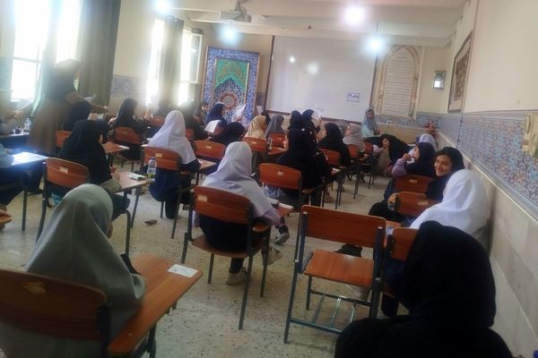 آزمون ورود به دبیرستان هیات امنایی مصلی نژاد در دبیرستان نورالهدی