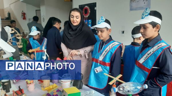  اجرای برنامه‌های خلاقانه به مناسبت هفته پژوهش در مدرسه ولی محمدی صفادشت 