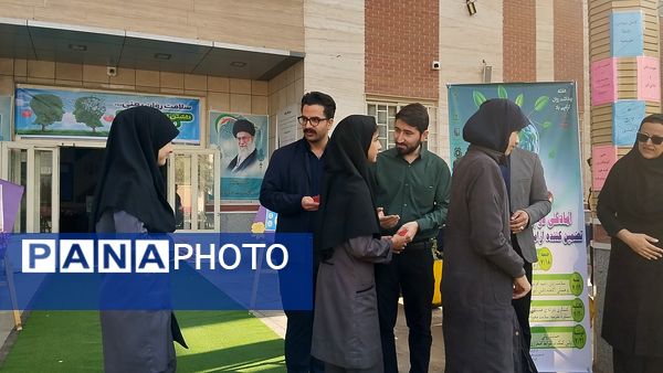 هفته سلامت روان در مدرسه هوشیار ناحیه ۱ مشهد 
