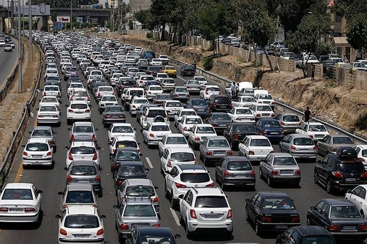 ورود بیش از ۴۶۰ هزار دستگاه خودرو مسافران در پنج روز پایانی سال به مازندران