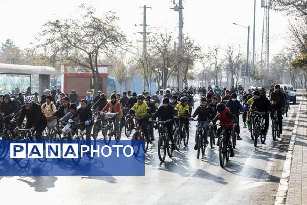 دومین همایش دوچرخه سواری در منطقه ۲ مشهد مقدس
