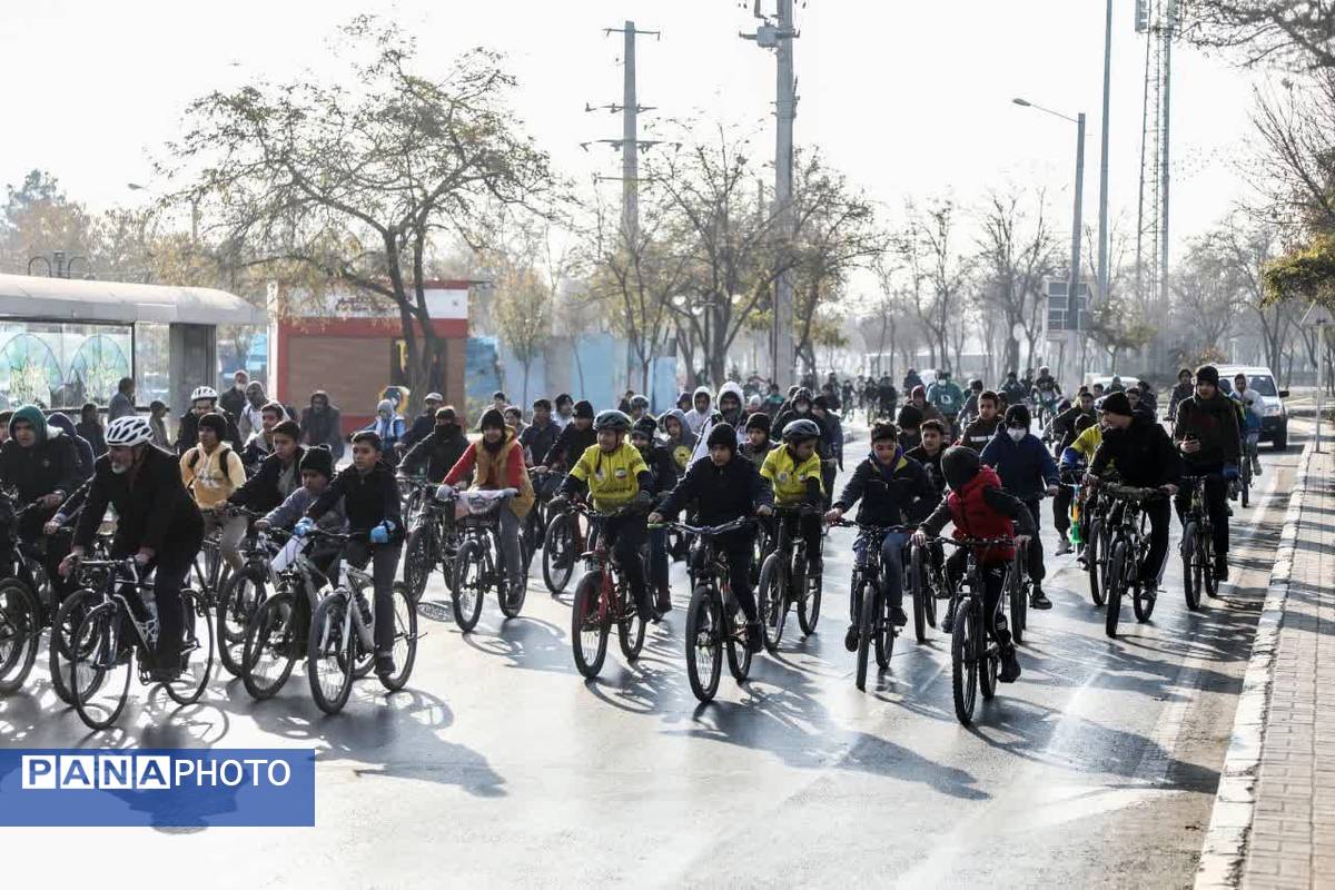 دومین همایش دوچرخه سواری در منطقه ۲ مشهد مقدس