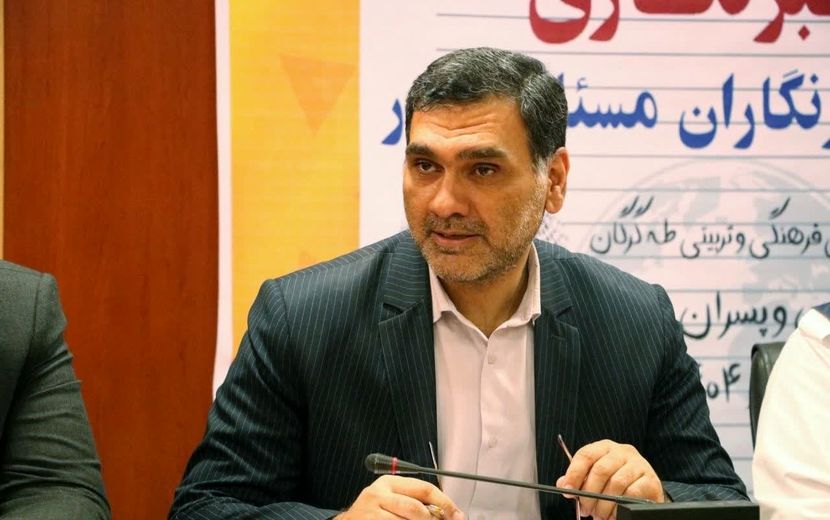 خبرنگاران وجدان بیدار جامعه هستند
