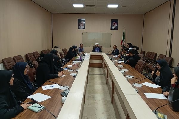 سومین نشست مسئولان و ماموران سازمان دانش‌آموزی استان البرز در کانون امام علی (ع) ناحیه یک کرج 