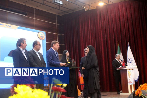 تجلیل از معلمان نمونه استان بوشهر