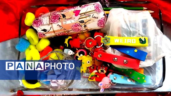 جشن یلدا در دبیرستان حضرت زینب(س) 