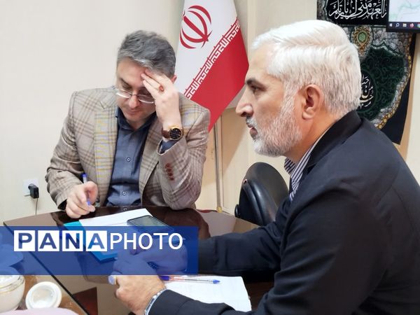 جلسه بررسی و تصمیم گیری در خصوص آزمون مجدد هدایت تحصیلی در مشهد