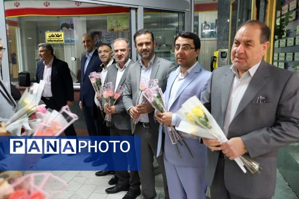 گرامیداشت هفته معلم با حضور دانش‌آموزان پیشتاز آذربایجان شرقی