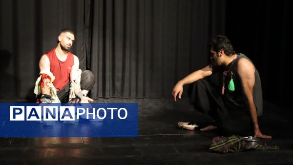 چهار نمایش از فارسان در مرحله بازبینی سی و هفتمین جشنواره تئاتر استانی به روی صحنه رفت