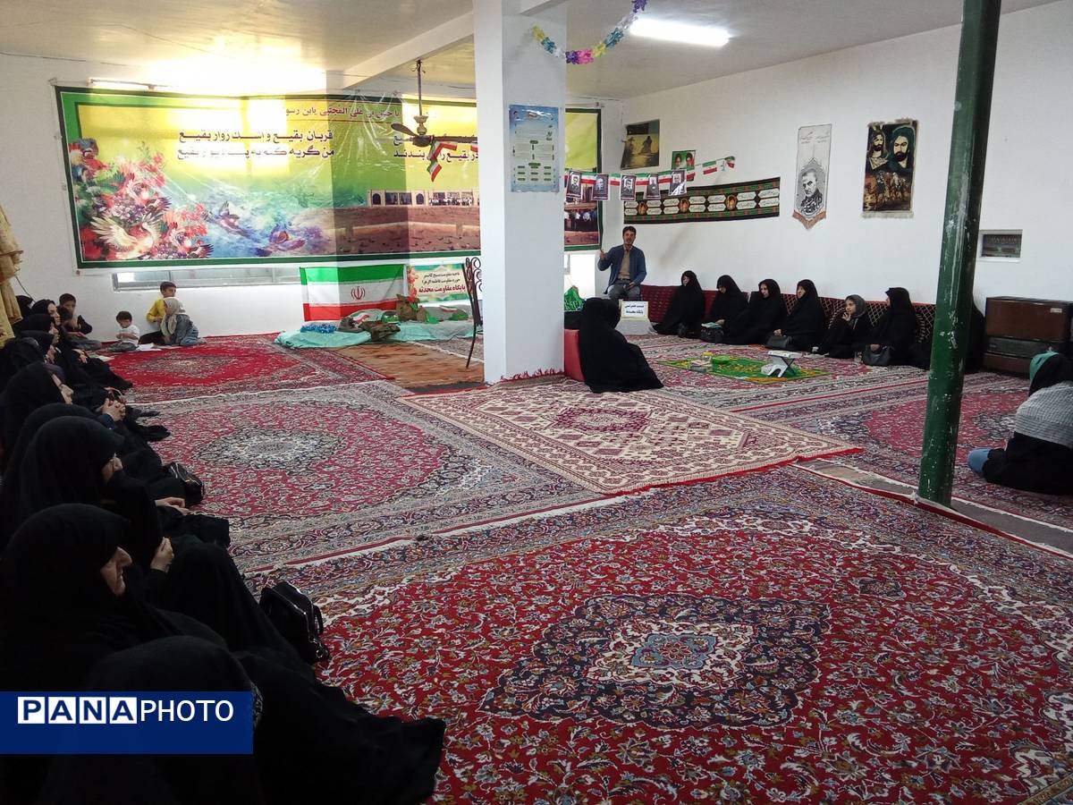 نشست بصیرتی  دبستان تکتم در پایگاه محدثه