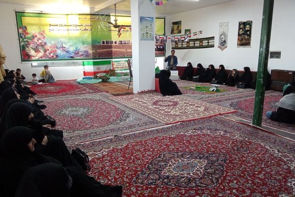 نشست بصیرتی  دبستان تکتم در پایگاه محدثه