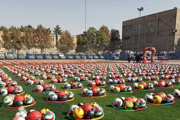 اعزام کاروان تجهیزات ورزشی-بهداشتی مهر با نشاط خراسان رضوی