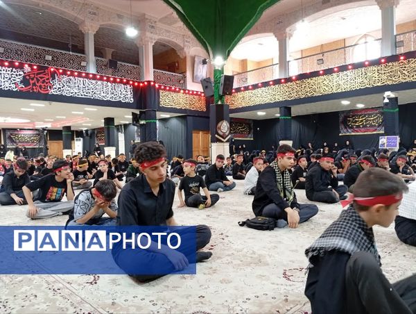 سوگواره «احلی من العسل» در حسینیه اعظم زنجان 