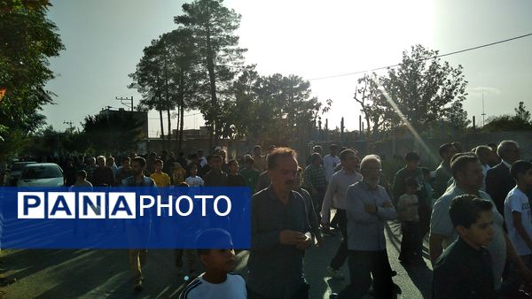 همایش بزرگ پیاده‌روی هفته دفاع مقدس در خلیل‌آباد