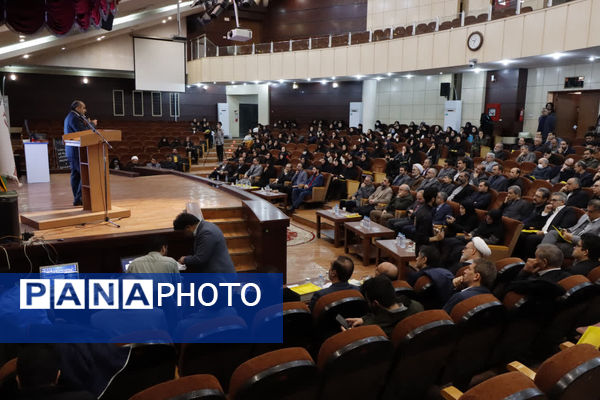 همایش تقدیر از پژوهشگران و فناوران برتر خراسان رضوی و تجلیل از جهادگران علم و فناوری