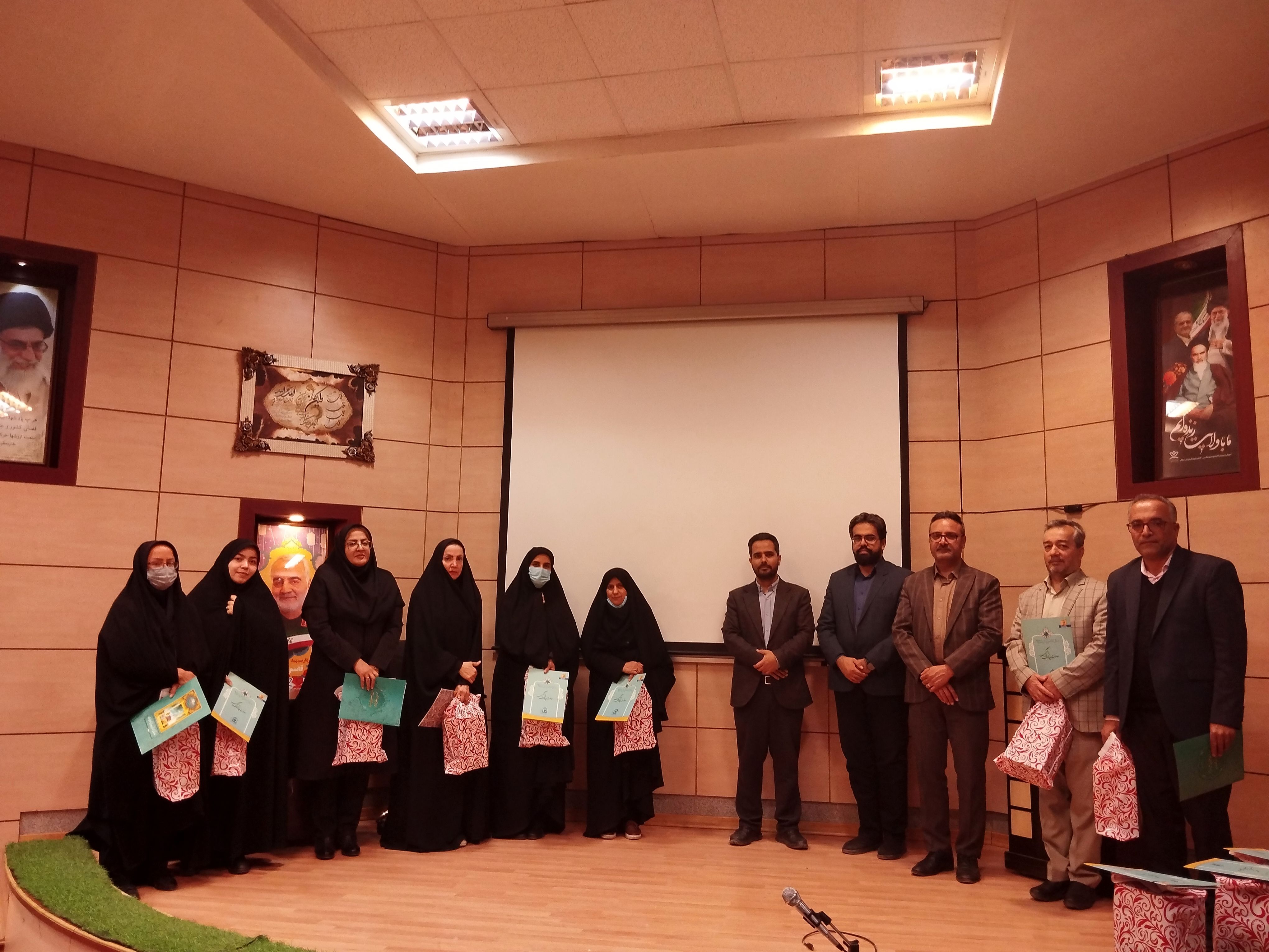 اولین گردهمایی دبیران و مدرسین درس تفکر و زندگی در کانون فارابی 