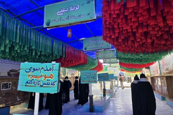 سفر معنوی راهیان نور دانش‌آموزان دبیرستان دخترانه خلیلی یزد