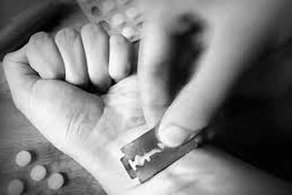 خودکشی در میان نوجوانان و جوانان به طرز نگران‌کننده‌ای افزایش یافته است 