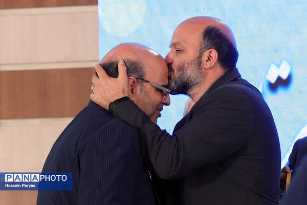 همایش مدیران بنگاه‌های اقتصادی در راستای حمایت از نهضت توسعه عدالت در فضاهای آموزشی و پرورشی مدرسه‌سازی