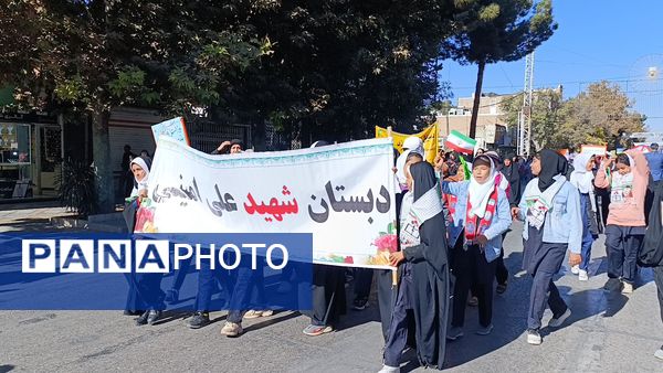 راهپیمایی ۱۳ آبان و روز دانش آموز در نیشابور 