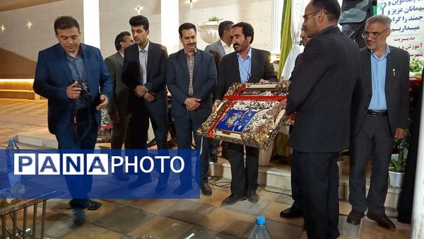 برگزاری جشن گرامیداشت مقام معلم در مه ولات