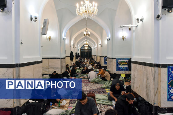 آیین معنوی اعتکاف در حرم مطهر رضوی- ۳