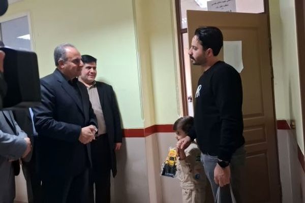 دیدار و گفت‌وگوی مدیرکل آموزش و پرورش استان آذربایجان شرقی با مهمانان نوروزی فرهنگی