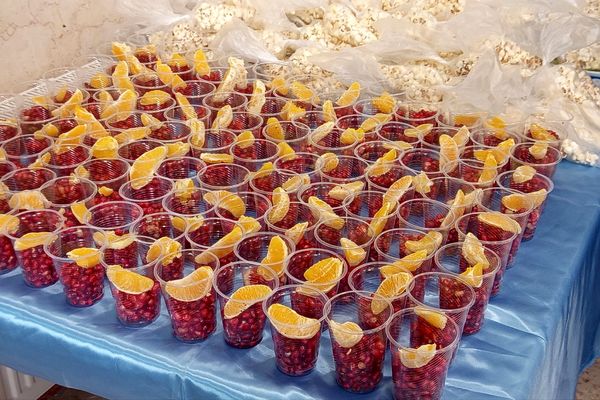 برگزاری جشن یلدا با حضور مسئولان و همکاران در مدرسه ایران و هنرستان کریمی شیرازیها