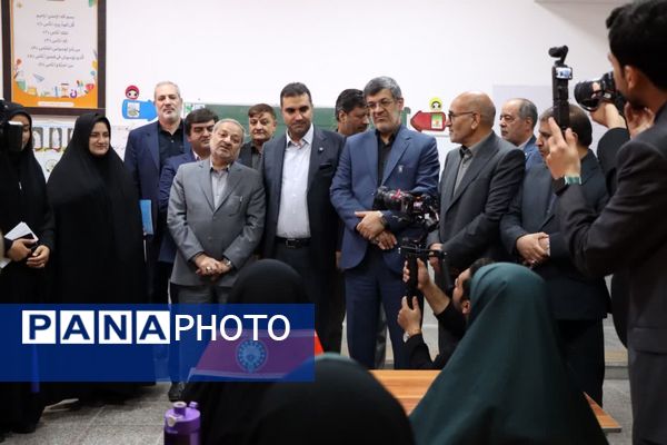افتتاح طرح‌های آموزشی و عمرانی در یزد با حضور وزیر آموزش و پرورش 