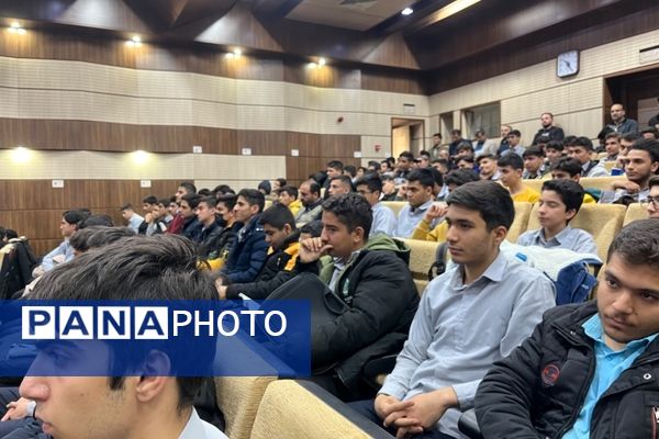  طرح ایمن‌سازی پدران موتورسوار در روز بیمه در مجموعه فرهنگی باقرالعلوم شهرستان قدس