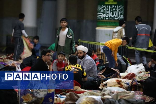 مراسم اعتکاف دانش آموزی در مسجد اعظم و مصلای قدس قم