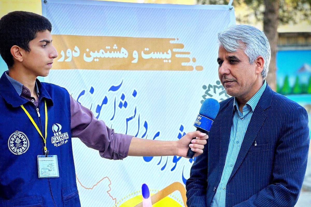 انتخابات شوراهای دانش آموزی زمینه ساز پویایی مدارس است