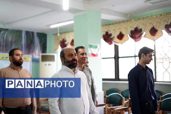 کلاس آموزشی پیشتازان در علی آباد 