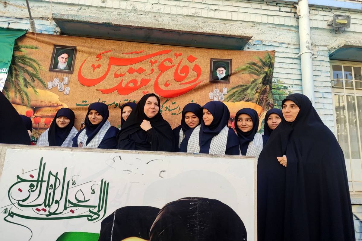 دانش‌آموزان بسیجی در خط مقدم جهاد علمی و خودسازی است