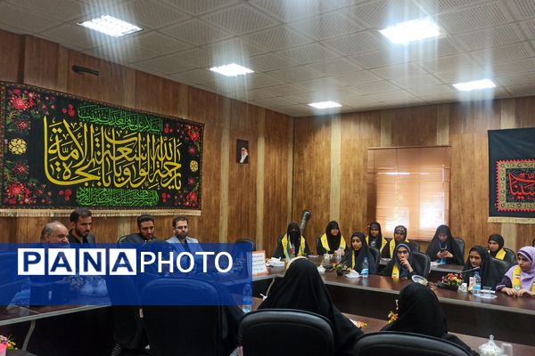 نشست صمیمی قائم‌مقام سازمان دانش‌آموزی کشور با رؤسای شورای دانش‌آموزی شیراز