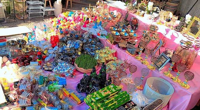 جاذبه‌های رنگارنگ مغازه‌ها در روزهای پایانی سال در شهرکرد