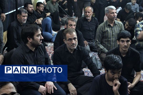 مراسم بزرگداشت چهلم شهید «محمد خاکی» و فرزندش در قم