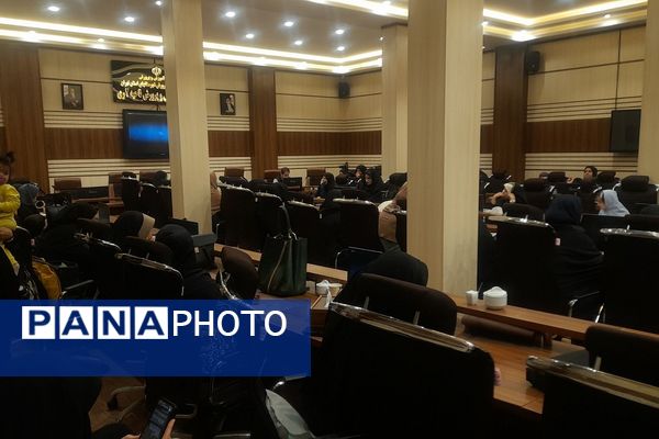 برگزاری دوره آموزشی ویژه بسیجیان با عنوان «جهاد تبیین» در ناحیه دو شهرری 