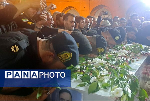 مراسم وداع با شهید امنیت هادی میرآبادی در مسجد جامع شهرستان نیشابور 