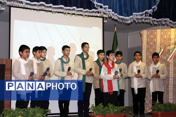جشن پرشور چهل و ششمین سالگرد انقلاب در کانون روح‌الله منطقه ۵ تهران