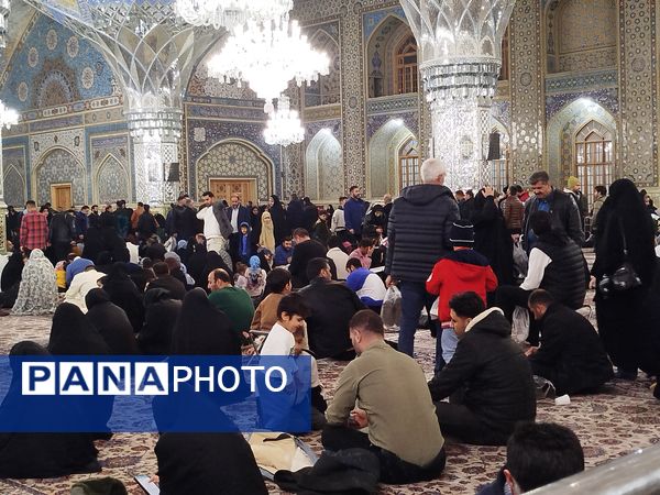 چراغانی دل‌ها در جوار بارگاه رضوی به مناسبت میلاد مولای متقیان  